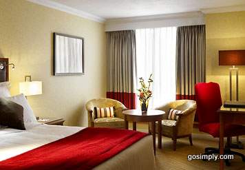 Guest room at the Heathrow Marriott Windsor Hotel