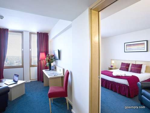 Day+room+hotels+heathrow