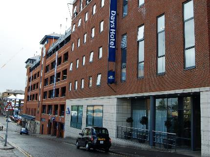 Exterior of the Days Inn Hotel near Luton Airport