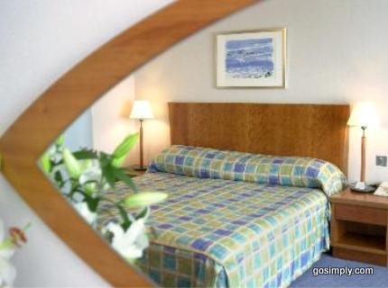 Radisson Blu Hotel Manchester Airport Unbeatable Hotel Prices For Manchester Airport