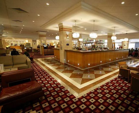 Hilton Hotel Metropole Birmingham lounge bar