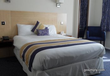 Guest room at the Skylane Hotel Gatwick