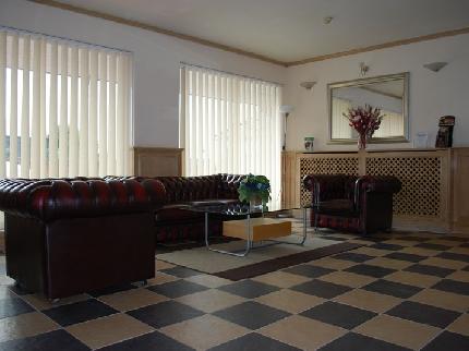 Sky Plaza Cardiff Airport Hotel lobby