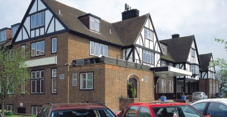 Leeds Bradford Airport Ramada Parkway Hotel exterior