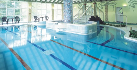 Swimming pool at the Ramada Parkway Hotel for Leeds Airport