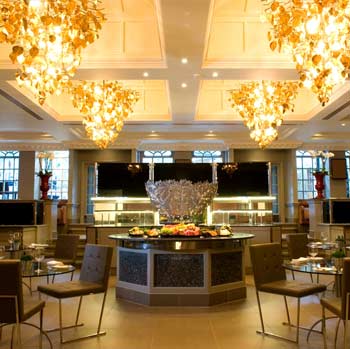 Dining room at the Radisson Edwardian Heathrow