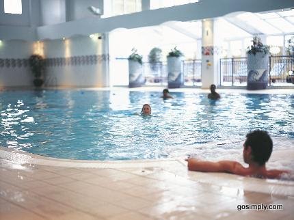 Village Hotel Cheadle swimming pool