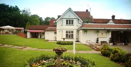 Ramada Hemel Hempstead Hotel exterior