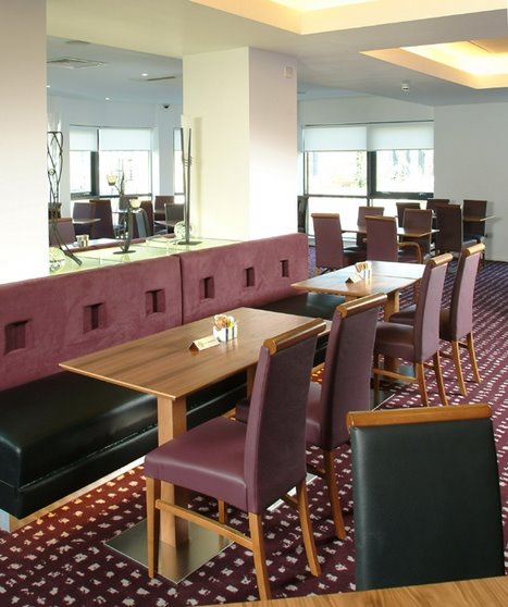 Dining area at the Express by Holiday Inn Hemel Hempstead