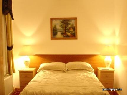 Guest room at the Acorn Lodge Gatwick