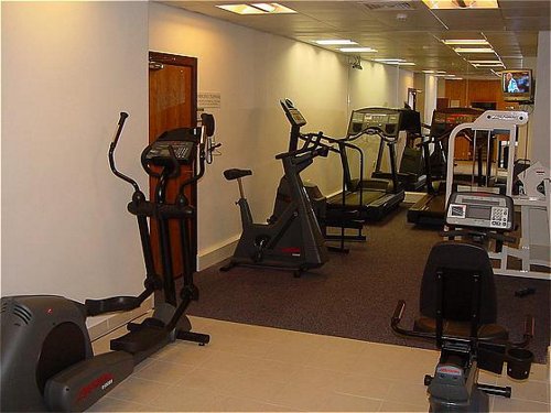 Birmingham Airport Crowne Plaza NEC Hotel gym