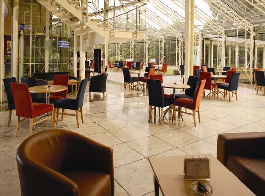 Atrium at the Gateway Nottingham Airport Hotel 