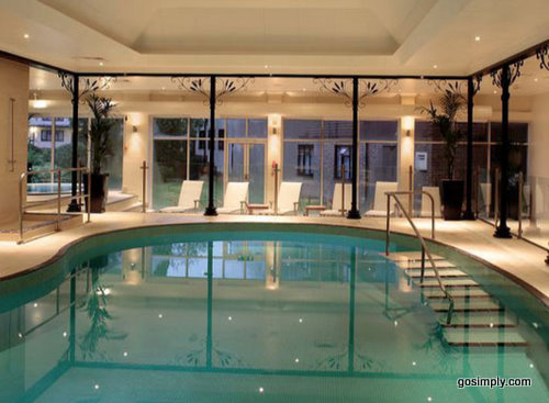 Felbridge Hotel swimming pool