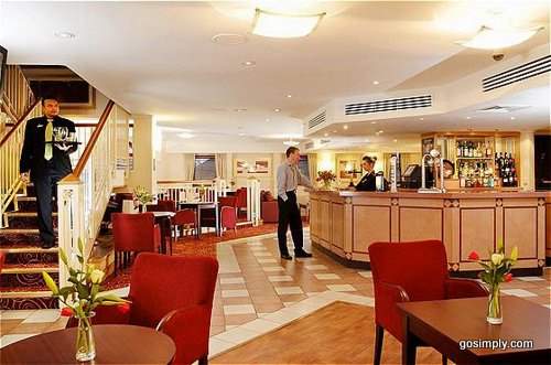 Bar and lounge at the Holiday Inn Slough near Heathrow Airport