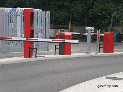 Gatwick Airparks entry and exit barriers