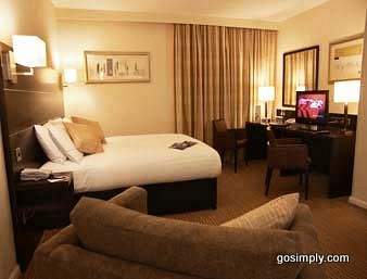 Guest room at the Ramada Hotel Heathrow