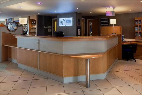 Reception area at the Express by Holiday Inn Luton Airport
