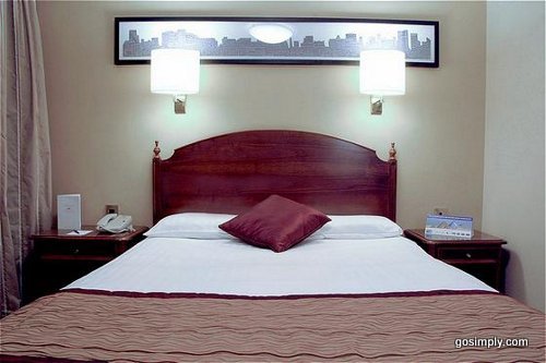 Guest room at the Crowne Plaza near Manchester Airport