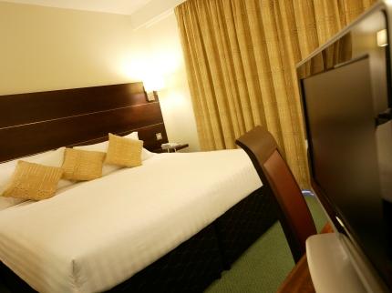 Double room at the Leeds Bradford Airport Ramada Parkway Hotel