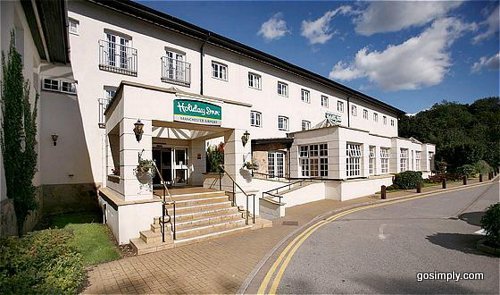 Exterior of the Holiday Inn Manchester Airport