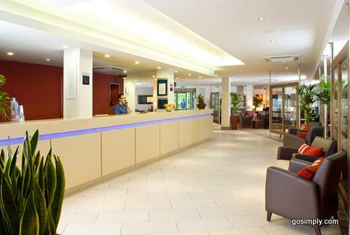 Reception at the Express by Holiday Inn Glasgow Airport